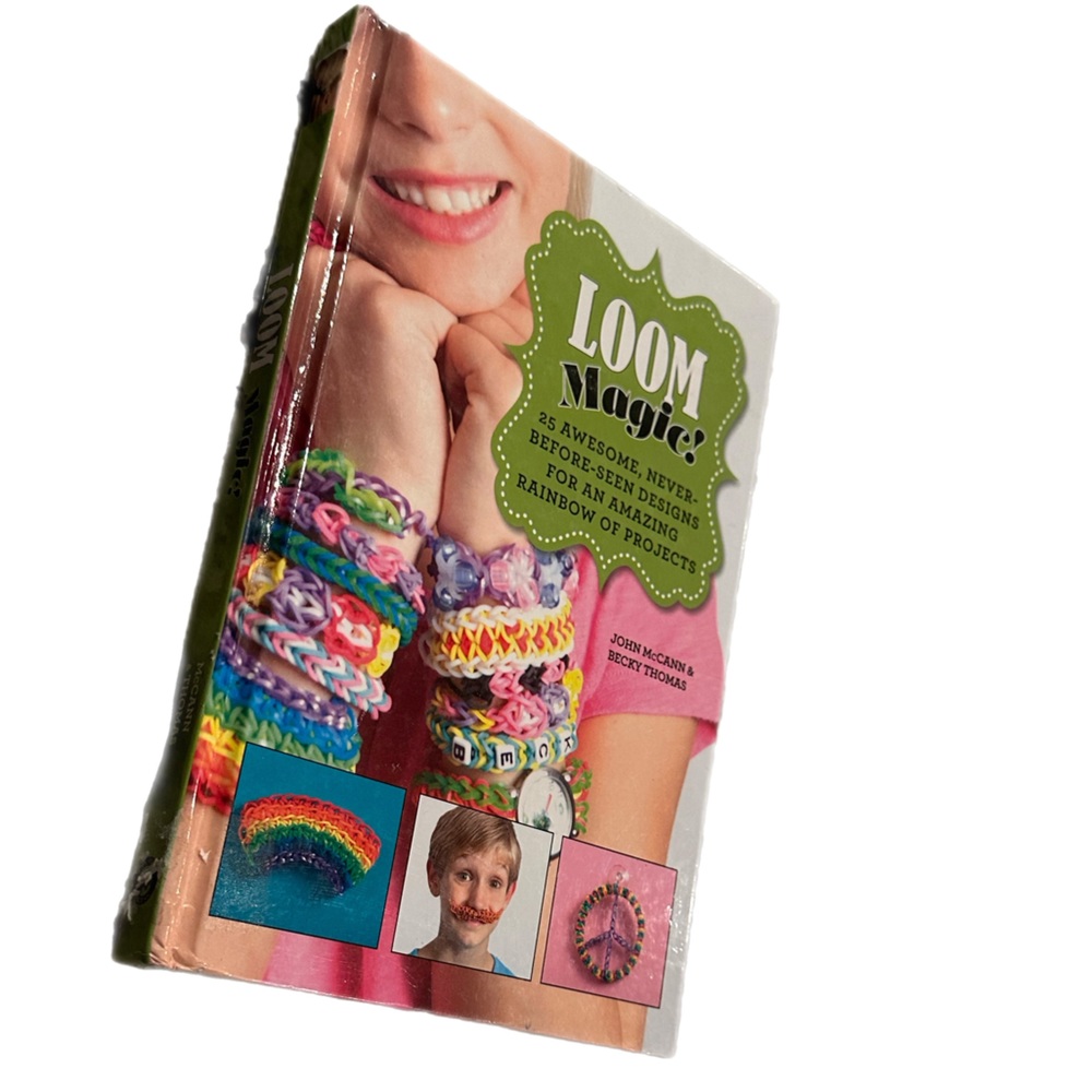 Loom Magic Book - Picture 2 of 4